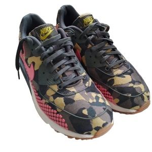 Nike Air Max 90 Premium QTJ 80 Canvas Camo/Pink 807298-200 Women's Size 8
